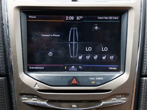 Used 2013 Lincoln MKX FWD image 31