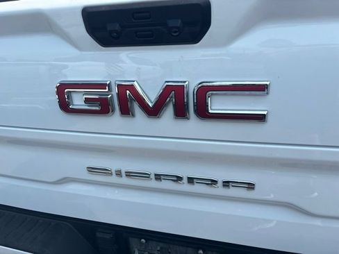 Used 2024 GMC Sierra 1500 Elevation w/ Elevation Premium Package AWD/4WD image 16