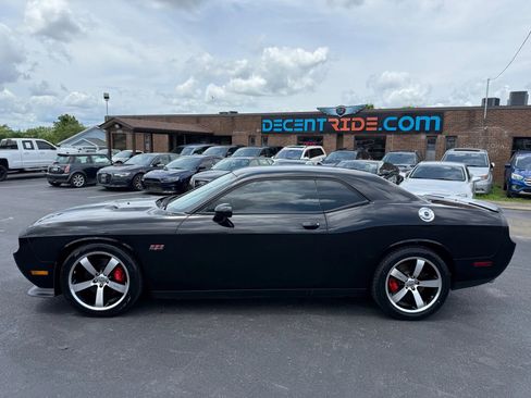 Used 2012 Dodge Challenger SRT8 w/ Premium Sound Group image 6
