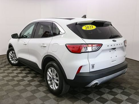 Used 2021 Ford Escape SE w/ Convenience Package AWD/4WD image 7