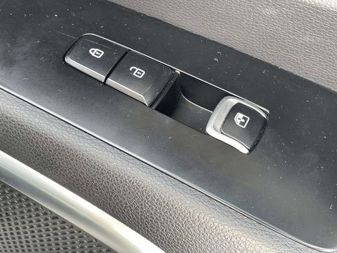 Certified 2022 Kia Telluride SX w/ SX Prestige Package image 19