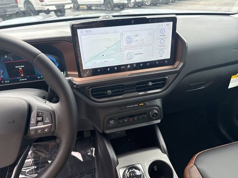 New 2025 Ford Bronco Sport Outer Banks w/ Outer Banks Tech Package+ image 19