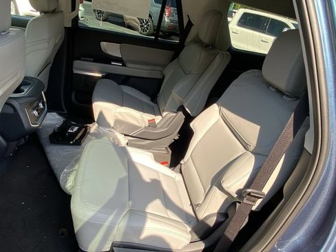New 2027 Ford Expedition Active AWD/4WD image 16