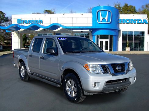 Used 2013 Nissan Frontier SV w/ SV Value Truck Pkg image 1