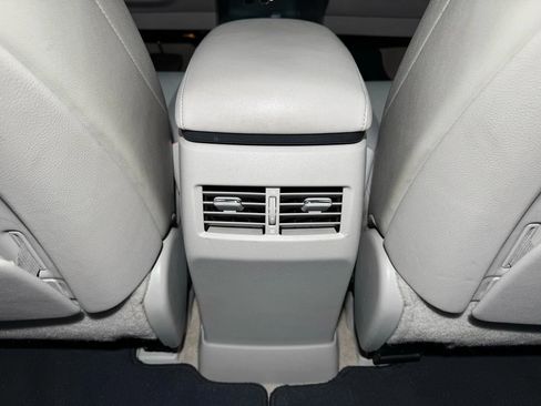 Used 2011 Lexus RX 350 2WD image 25