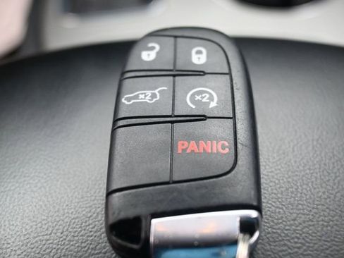 Used 2020 Jeep Grand Cherokee Altitude image 20