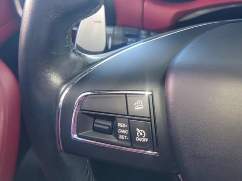 Used 2019 Maserati Levante AWD/4WD image 18