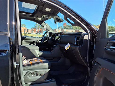 New 2026 GMC Sierra 2500 AT4 w/ AT4 Premium Plus Package image 21