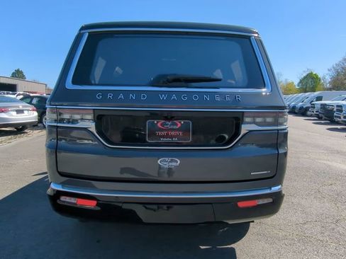 New 2024 Jeep Grand Wagoneer Series III AWD/4WD image 5