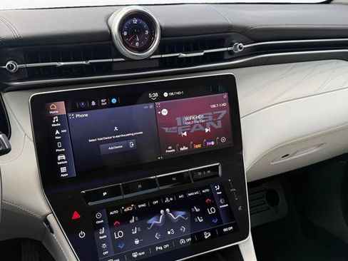 Used 2023 Maserati Grecale Modena AWD/4WD image 25