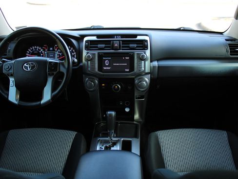 Used 2015 Toyota 4Runner SR5 image 14