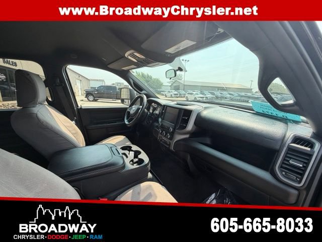 Used 2024 RAM 3500 Tradesman AWD/4WD image 11