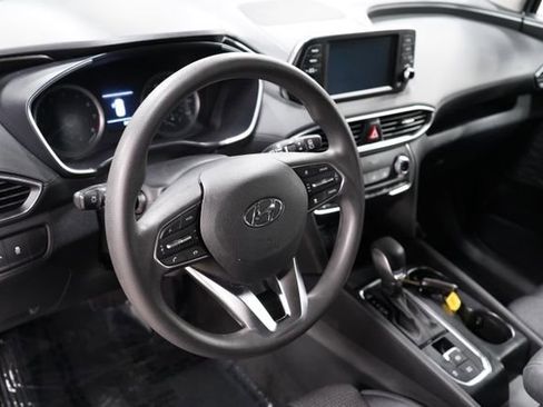 Used 2020 Hyundai Santa Fe SE FWD image 11