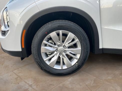New 2026 Mitsubishi Outlander ES AWD/4WD image 14
