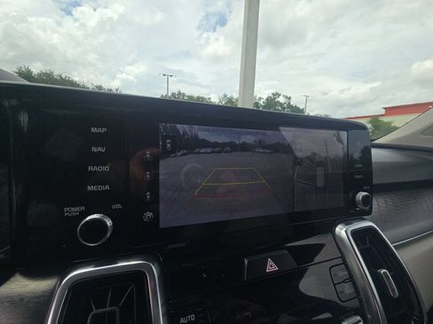 Used 2022 Kia Sorento SX FWD image 33