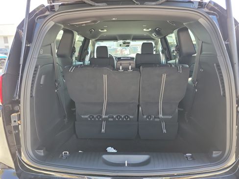 New 2026 Chrysler Voyager LX image 8