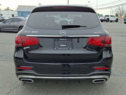 Used 2021 Mercedes-Benz GLC 300 4MATIC image 5
