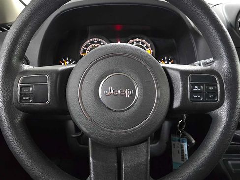 Used 2017 Jeep Patriot Sport w/ Power Value Group AWD/4WD image 23