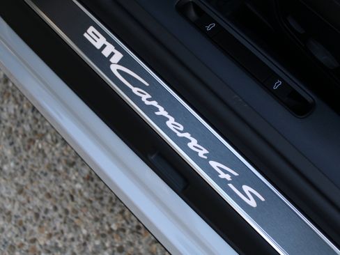 New 2026 Porsche 911 Carrera 4S image 27