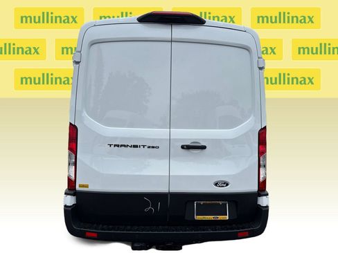 New 2026 Ford Transit 250 148 Medium Roof w/ Load Area Protection Package RWD image 12