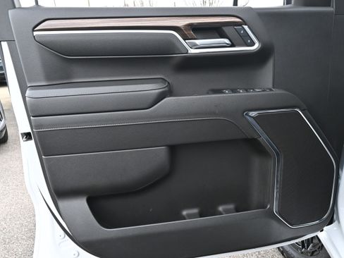 Used 2024 Chevrolet Silverado 1500 RST image 29