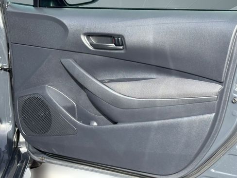 Certified 2025 Toyota Corolla LE image 33