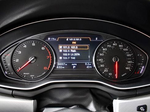 Used 2018 Audi A4 2.0T Premium w/ Convenience Package image 23