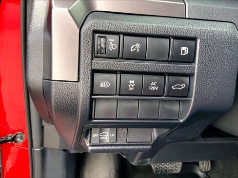 Used 2025 Toyota 4Runner TRD Off-Road Premium w/ Tow Technology Package image 33