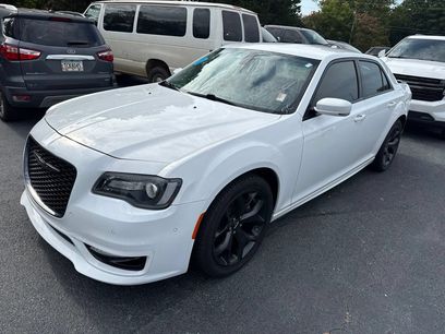 Used 2022 Chrysler 300 Touring L
