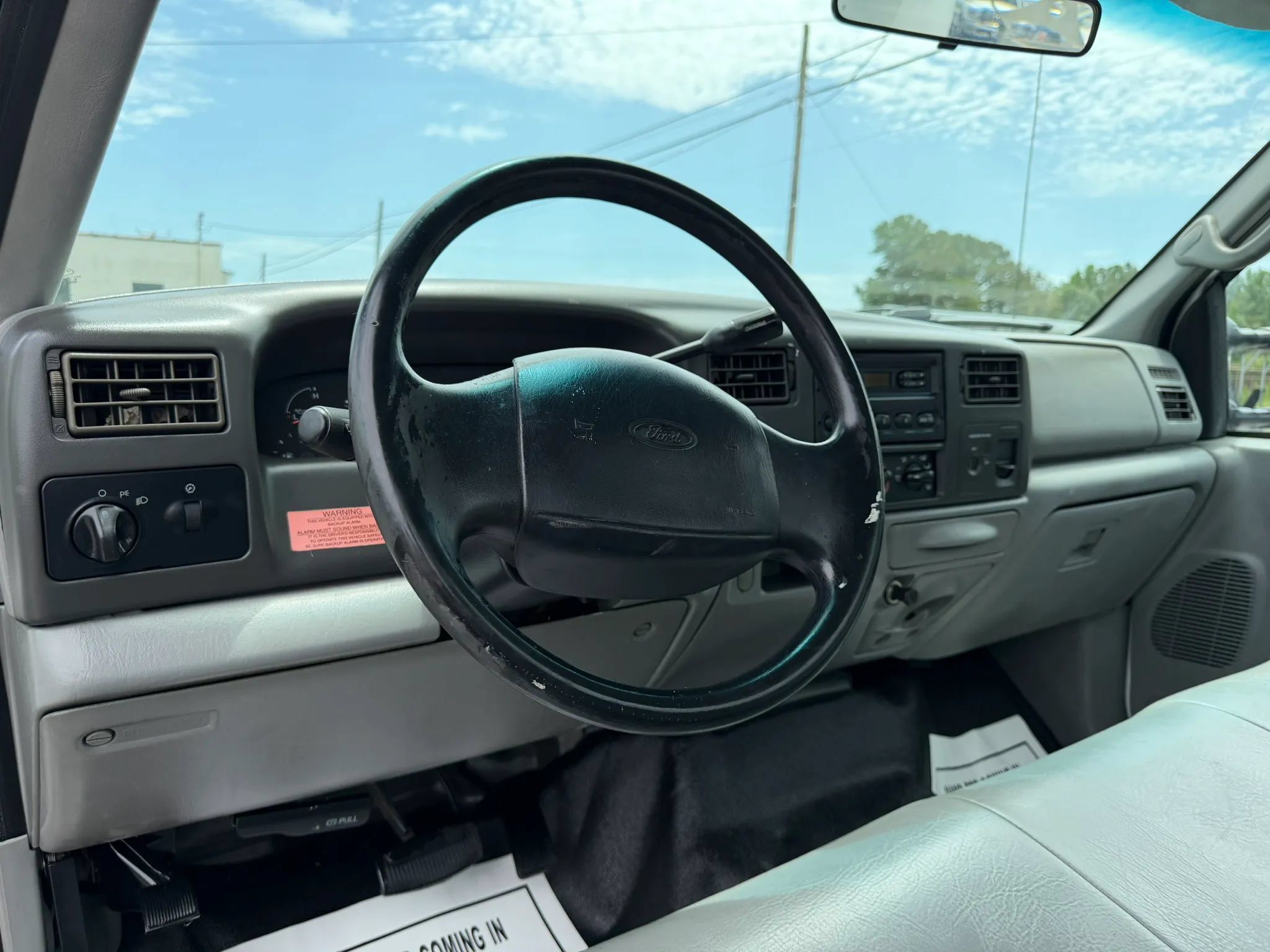 Used 2002 Ford F450 2WD Regular Cab Super Duty image 28