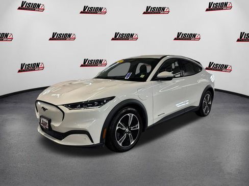 Used 2022 Ford Mustang Mach-E Select image 1
