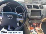 Used 2012 Toyota Highlander Limited image 3