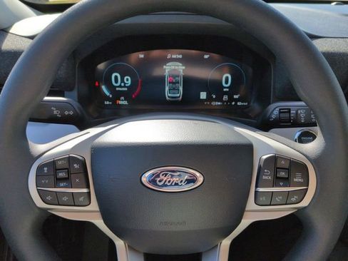 New 2026 Ford Explorer Active image 28