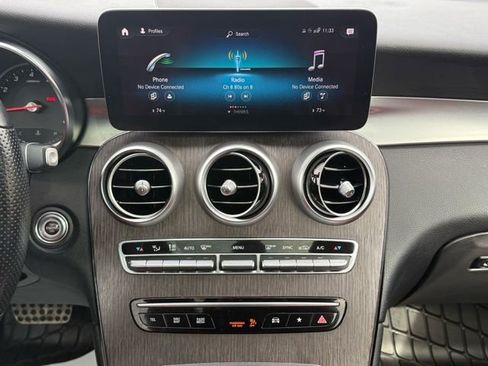Used 2022 Mercedes-Benz GLC 300 4MATIC image 37
