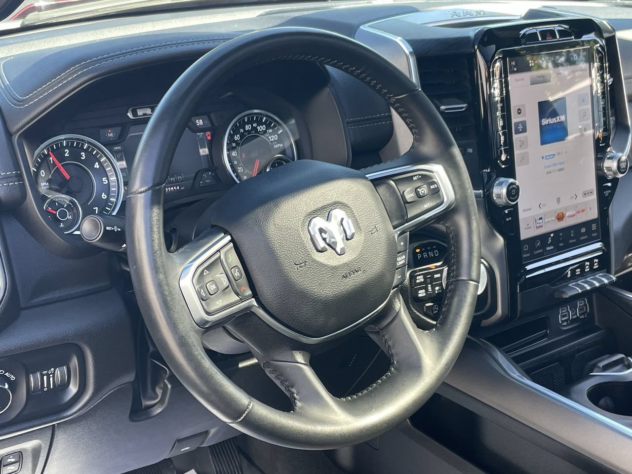 Used 2024 RAM 1500 Laramie AWD/4WD image 30
