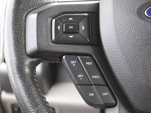 Used 2015 Ford F150 XLT w/ Equipment Group 302A Luxury image 29