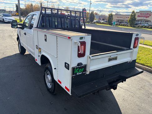 Used 2019 Ford F250 XL w/ Power Equipment Group image 10