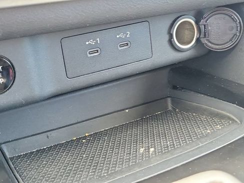 Used 2025 Nissan Rogue SV AWD/4WD image 31