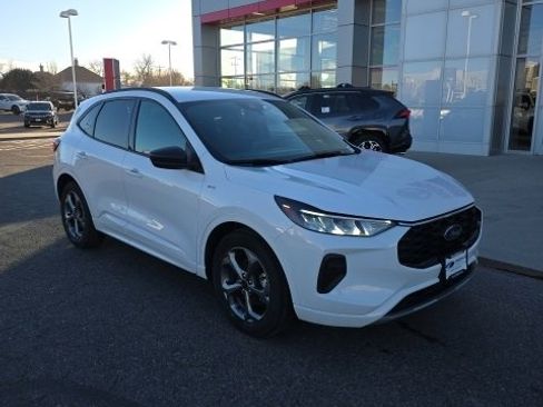 Used 2023 Ford Escape ST-Line image 6