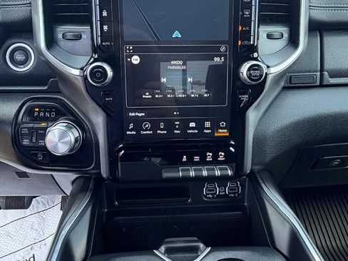Used 2022 RAM 1500 Laramie AWD/4WD image 15