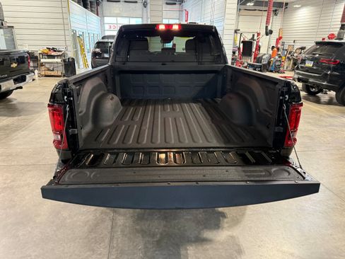 Certified 2026 RAM 2500 Big Horn AWD/4WD image 23