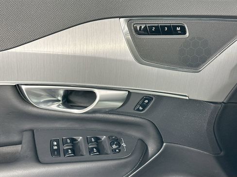 Certified 2024 Volvo XC90 B5 Core image 18