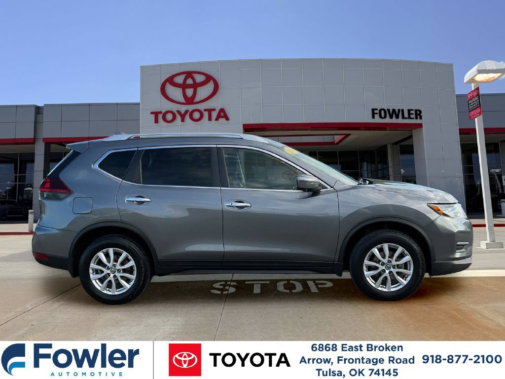 Used 2018 Nissan Rogue SV w/ Premium Package AWD/4WD image 7