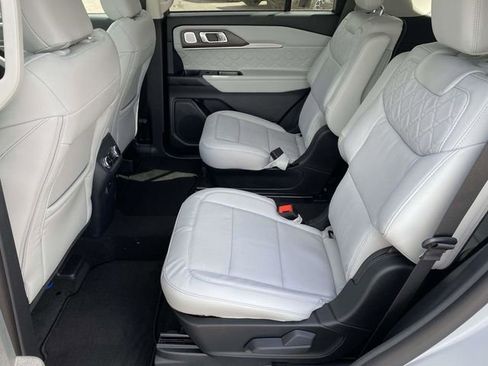 New 2026 Ford Explorer Platinum AWD/4WD image 11