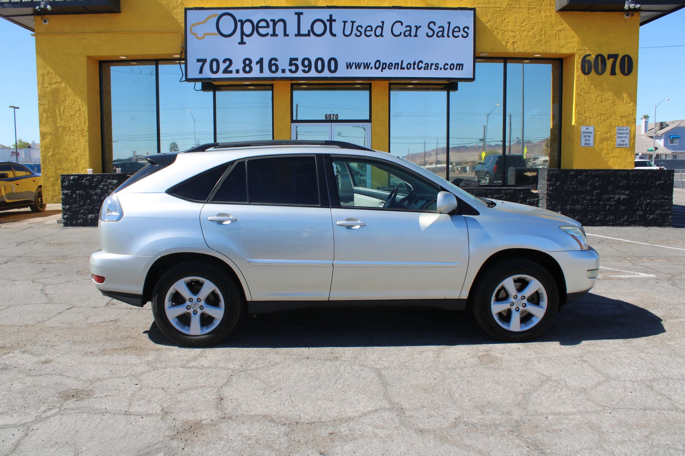 Used 2005 Lexus RX 330 FWD image 4