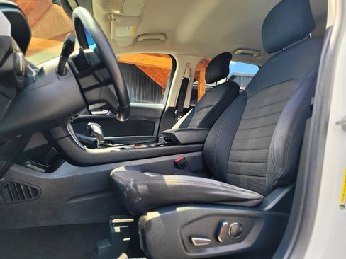 Used 2017 Ford Edge SEL w/ Cargo Accessory Package AWD/4WD image 12
