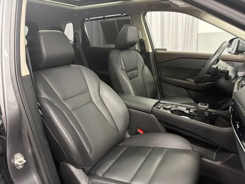 Used 2023 Nissan Rogue SL w/ SL Premium Package AWD/4WD image 17