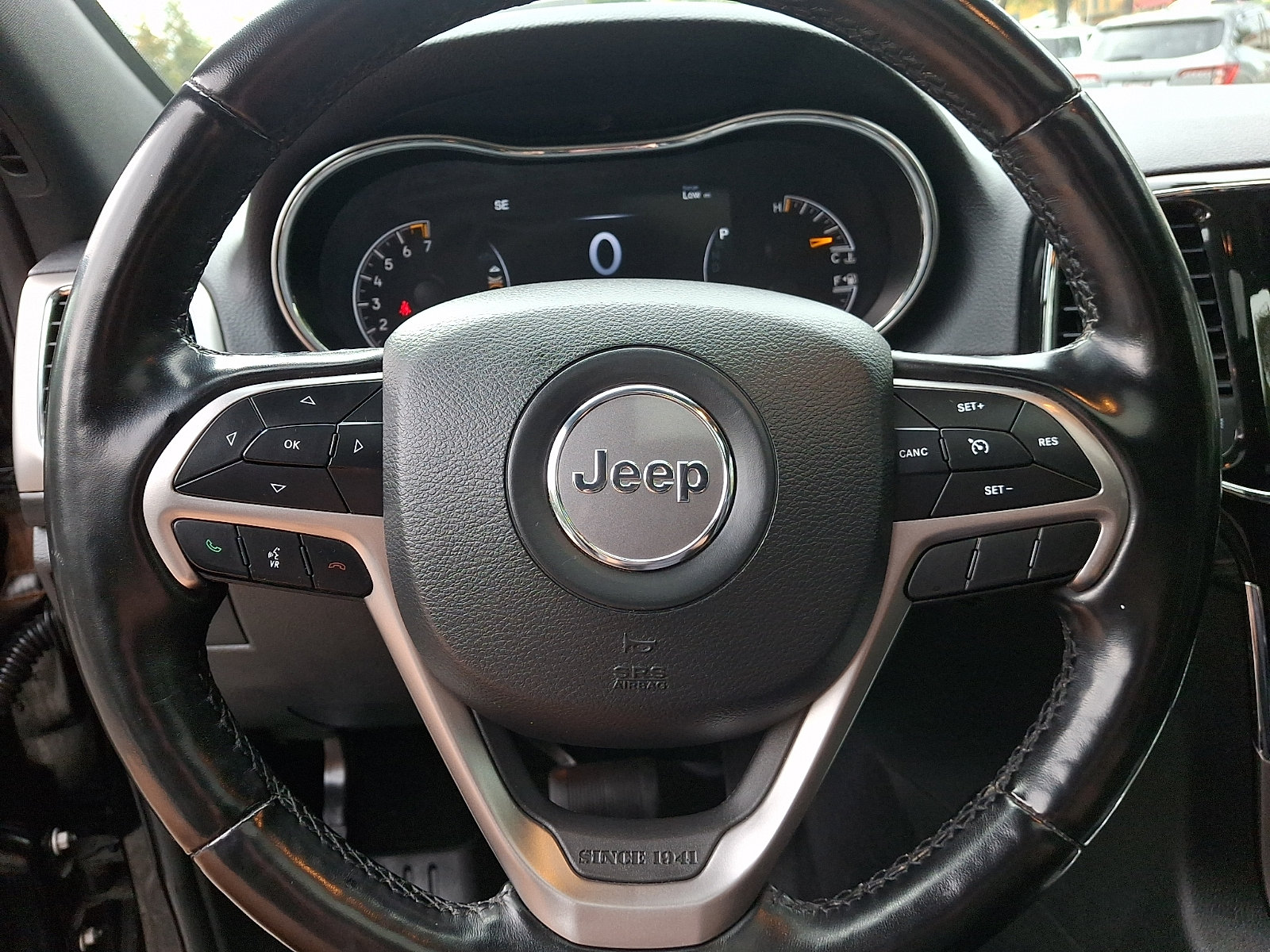 Used 2021 Jeep Grand Cherokee Laredo X AWD/4WD image 25