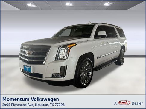 Used 2020 Cadillac Escalade ESV Luxury image 1