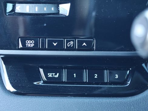 Used 2025 Lexus RX 350 Premium image 14